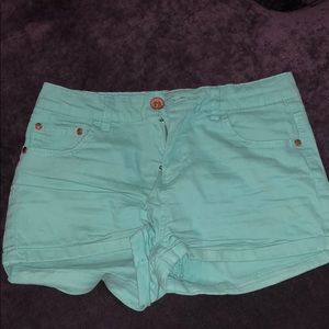 Refuge size 8 mint